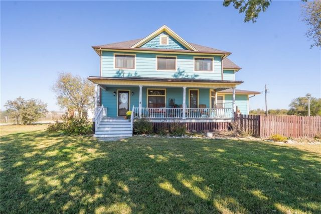 3019 Pawnee Road, Ottawa, KS 66067