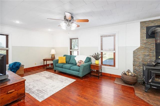 3019 Pawnee Road, Ottawa, KS 66067