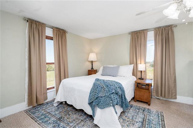 3019 Pawnee Road, Ottawa, KS 66067