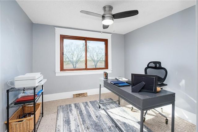 3019 Pawnee Road, Ottawa, KS 66067