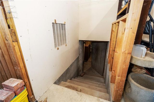 3019 Pawnee Road, Ottawa, KS 66067