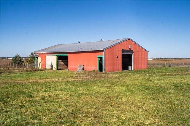 3019 Pawnee Road, Ottawa, KS 66067