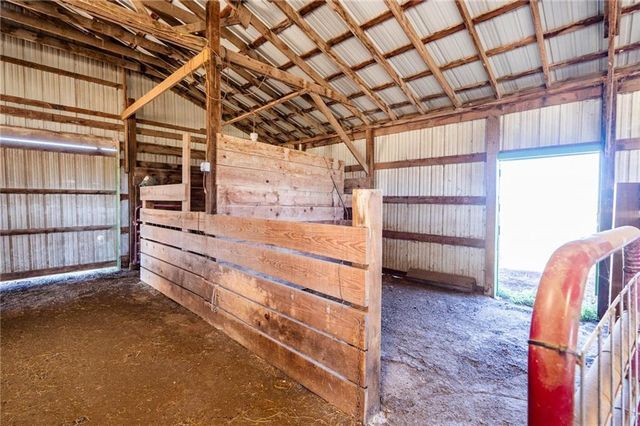 3019 Pawnee Road, Ottawa, KS 66067