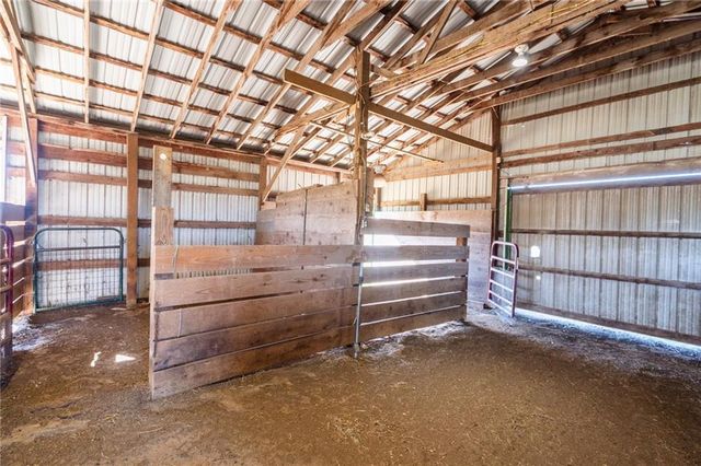 3019 Pawnee Road, Ottawa, KS 66067