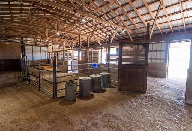 3019 Pawnee Road, Ottawa, KS 66067