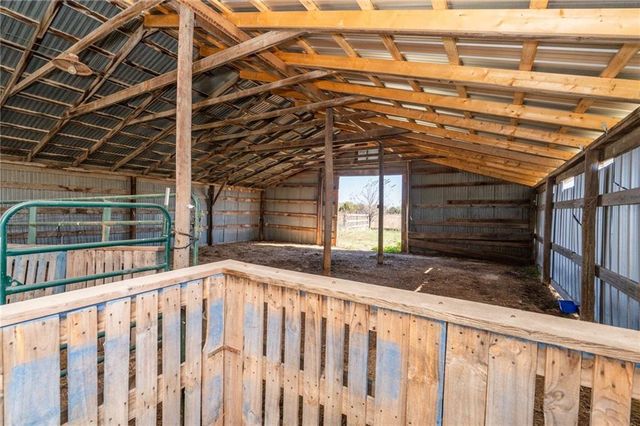 3019 Pawnee Road, Ottawa, KS 66067