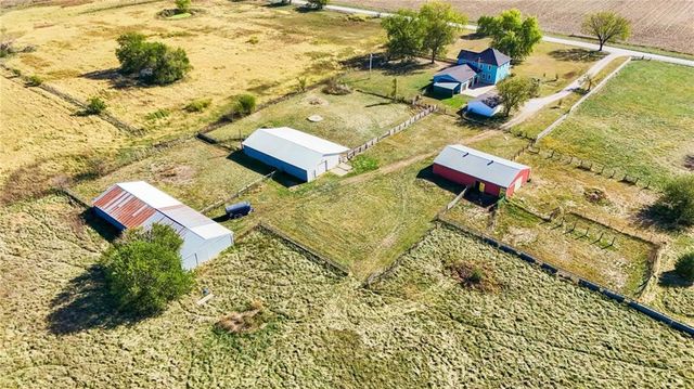 3019 Pawnee Road, Ottawa, KS 66067