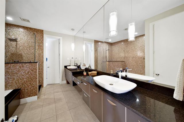 1407 Hickory Street, Houston, TX 77007
