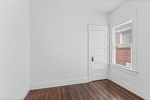 805 Spruce Avenue, Kansas City, MO 64124