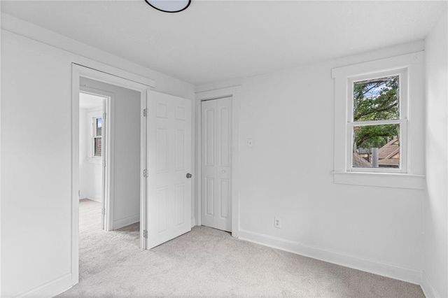 805 Spruce Avenue, Kansas City, MO 64124