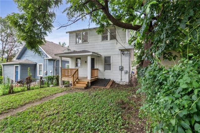 805 Spruce Avenue, Kansas City, MO 64124