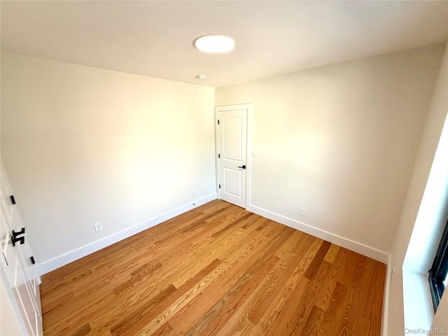 44 New Avenue, Yonkers, NY 10704