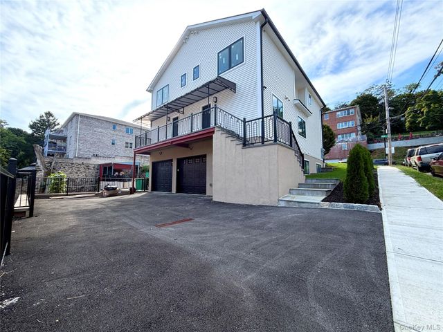 44 New Avenue, Yonkers, NY 10704