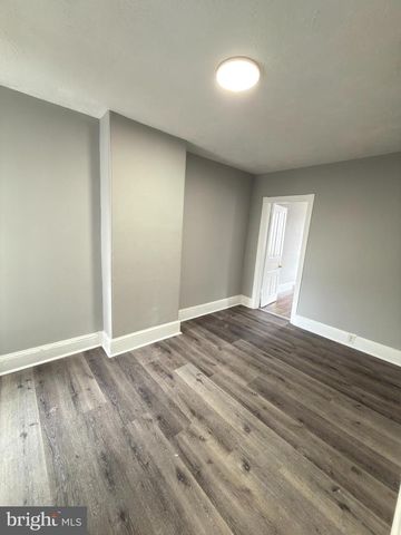 249 E OAK ST, Norristown, PA 19401