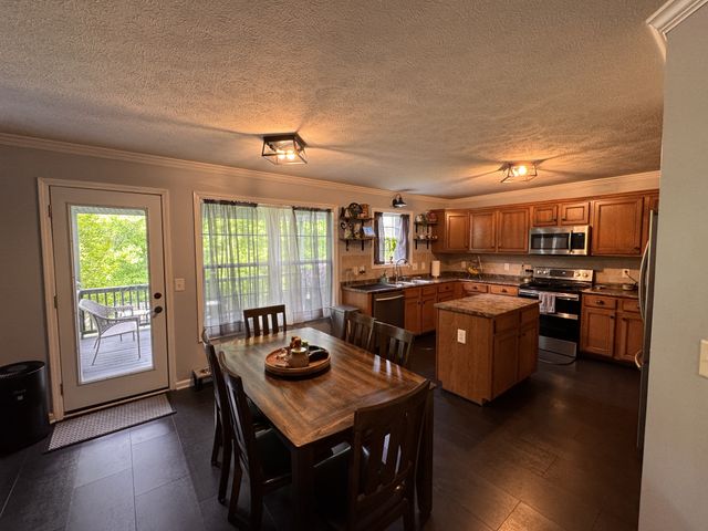 590 Winding Bluff Way, Clarksville, TN 37040