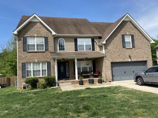 590 Winding Bluff Way, Clarksville, TN 37040