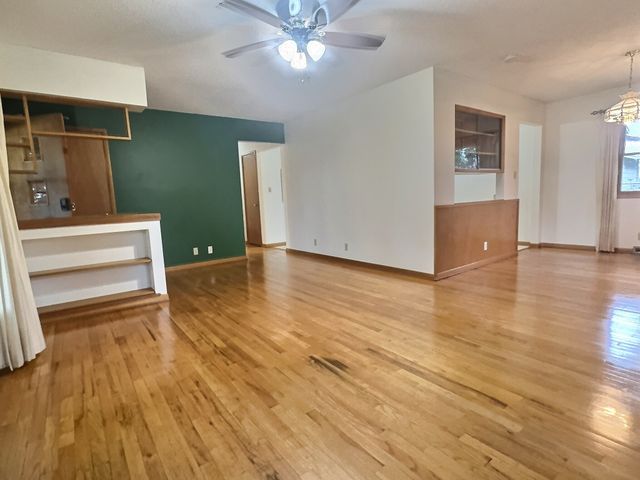 2925 E 41st Street, Des Moines, IA 50317