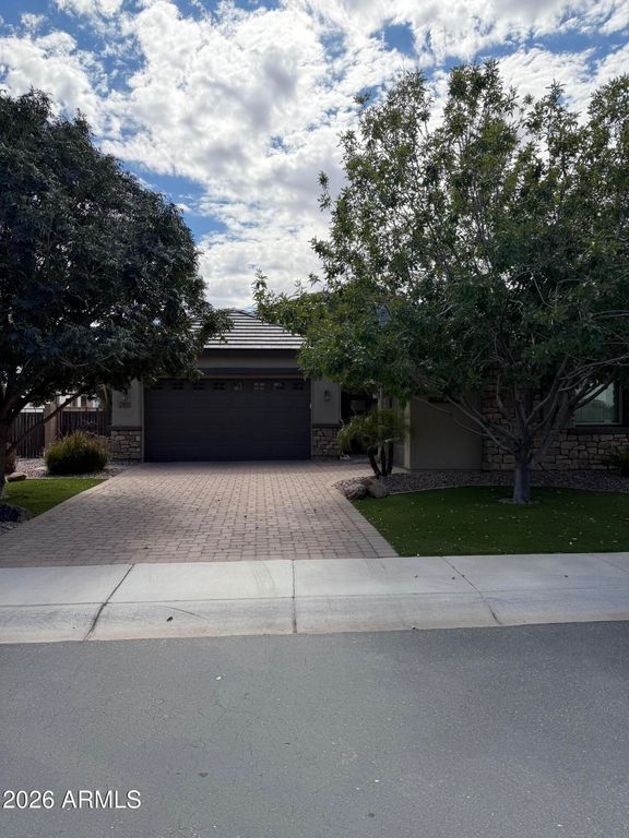923 E HORSESHOE Place, Chandler, AZ 85249 — exterior