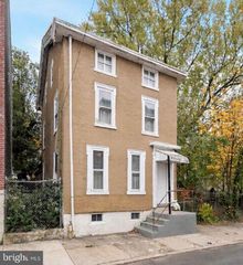 24 GOOD ST, Philadelphia, PA 19119