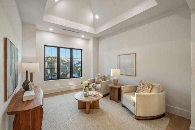 2538 Addison Road, Houston, TX 77030