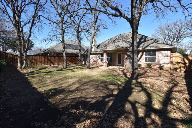 808 Royal Oak Lane, Burleson, TX 76028
