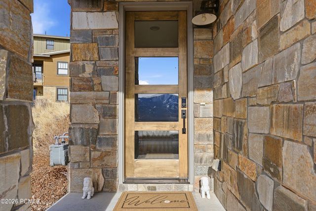 337 E Overlook Loop, Hideout, UT 84036