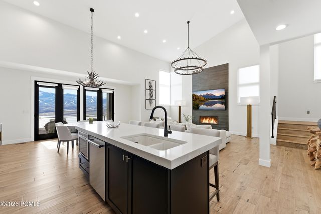 337 E Overlook Loop, Hideout, UT 84036