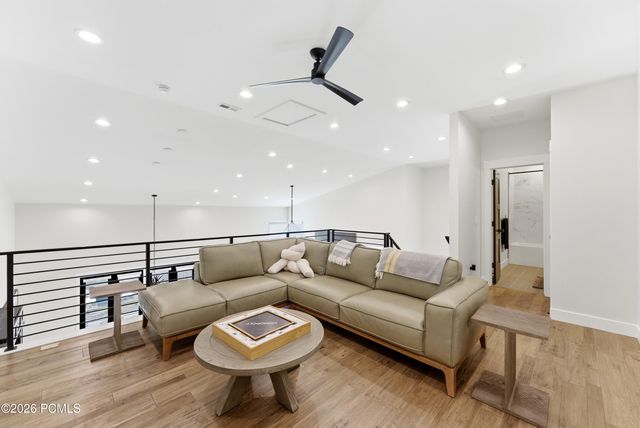 337 E Overlook Loop, Hideout, UT 84036