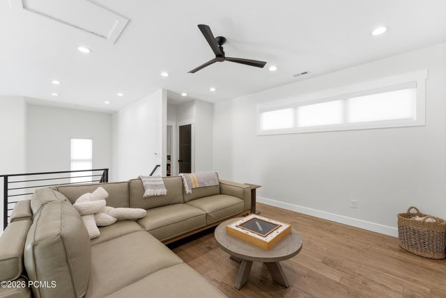 337 E Overlook Loop, Hideout, UT 84036