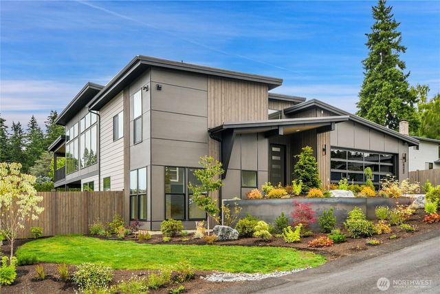 19124 94th Avenue W, Edmonds, WA 98020