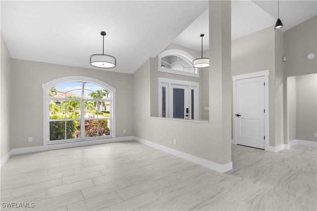 3332 SE 22nd PL, Cape Coral, FL 33904