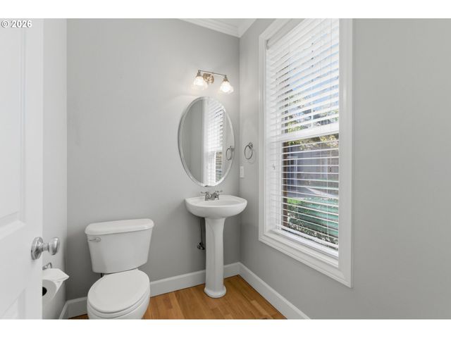 18318 Sw FLORENDO Ln, Beaverton, OR 97007