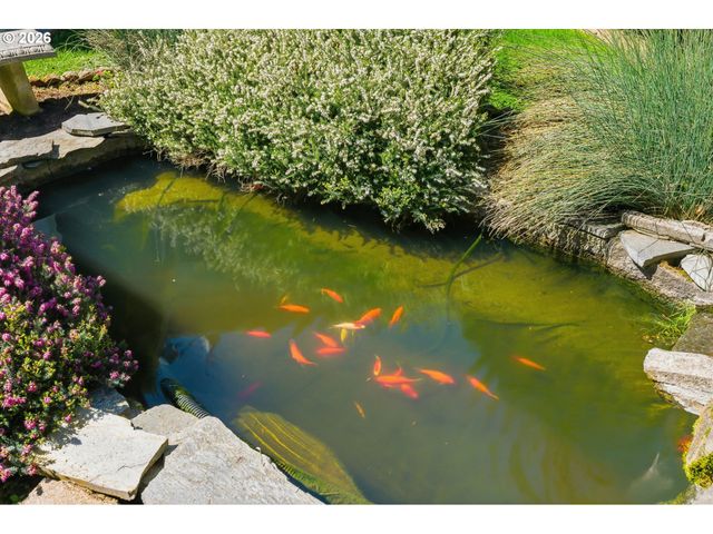 18318 Sw FLORENDO Ln, Beaverton, OR 97007