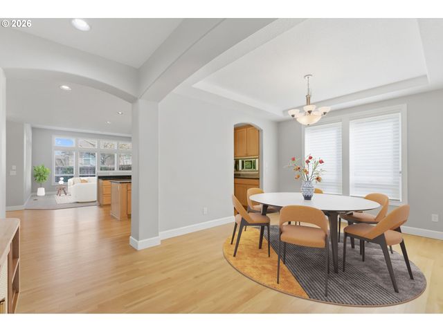 18318 Sw FLORENDO Ln, Beaverton, OR 97007