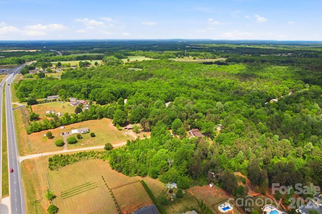 3125 Winfield Drive, Maiden, NC 28650