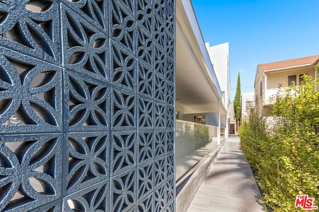 153 S Palm Drive PH, Beverly Hills, CA 90212