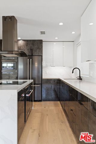 153 S Palm Drive PH, Beverly Hills, CA 90212