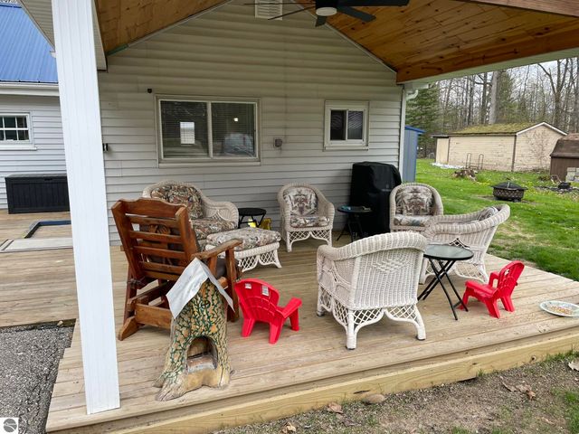 2340 Greenwood Road, Lupton, MI 48635