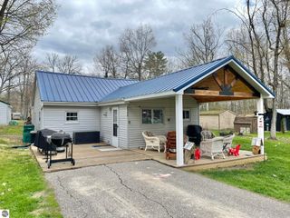 2340 Greenwood Road, Lupton, MI 48635