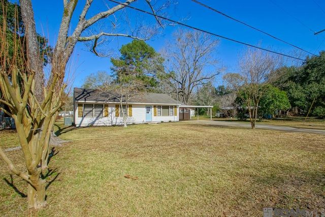 2465 Ray Weiland Dr, Baker, LA 70714