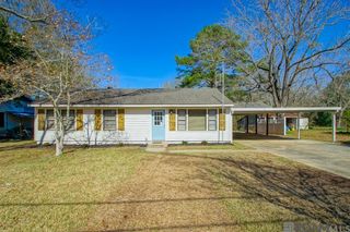 2465 Ray Weiland Dr, Baker, LA 70714