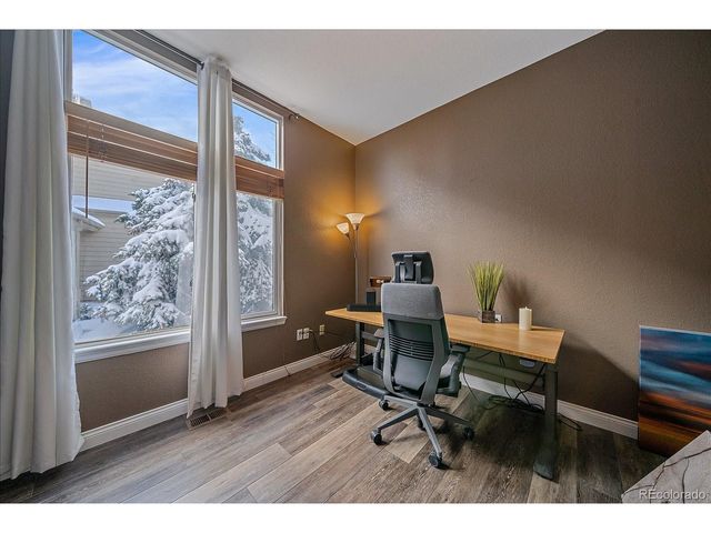 722 Calgary Way, Golden, CO 80401