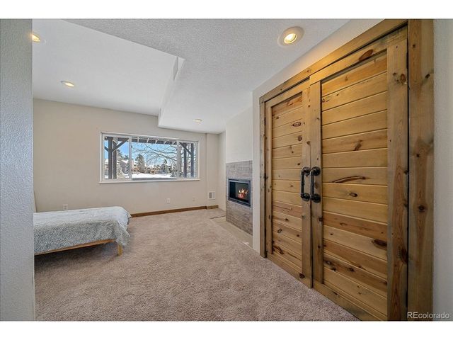 722 Calgary Way, Golden, CO 80401