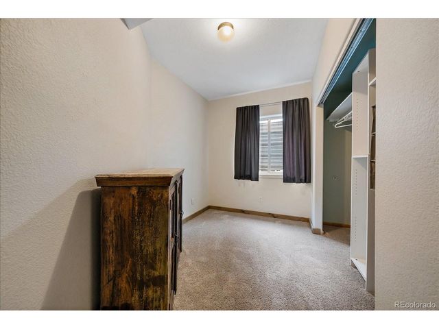 722 Calgary Way, Golden, CO 80401