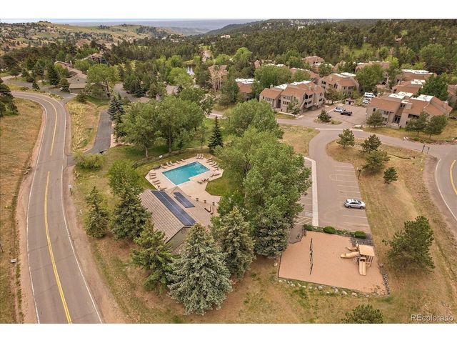 722 Calgary Way, Golden, CO 80401