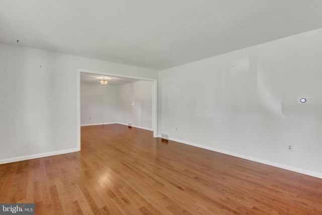1736 BALTIMORE, Dillsburg, PA 17019