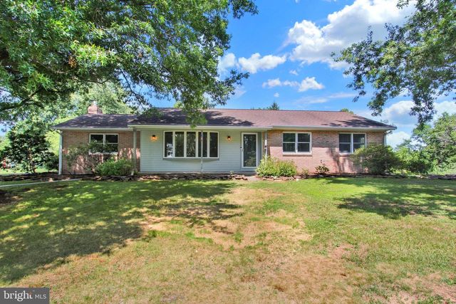 1736 BALTIMORE, Dillsburg, PA 17019