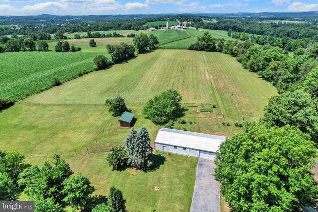 1736 BALTIMORE, Dillsburg, PA 17019