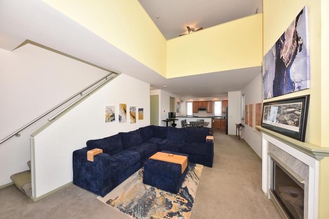 1923 N Pierce STREET, Milwaukee, WI 53212