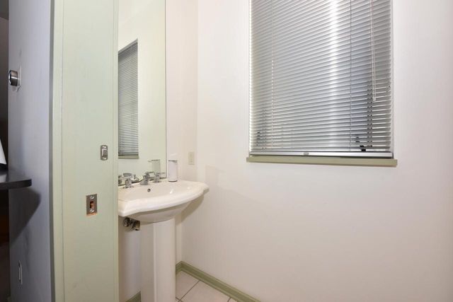 1923 N Pierce STREET, Milwaukee, WI 53212